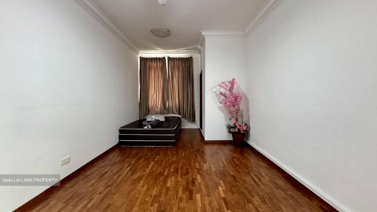 Pinewood Grove (D25), Terrace #582363761